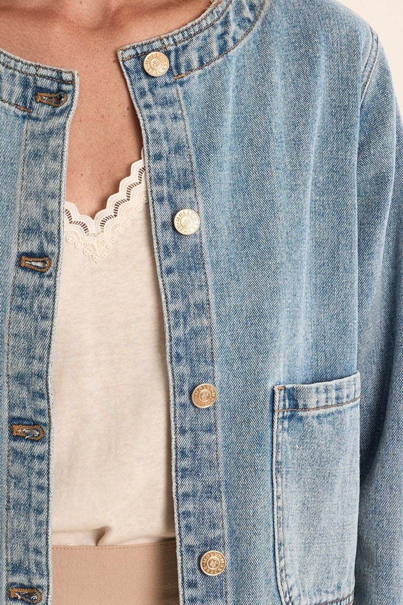 LIGHT DENIM