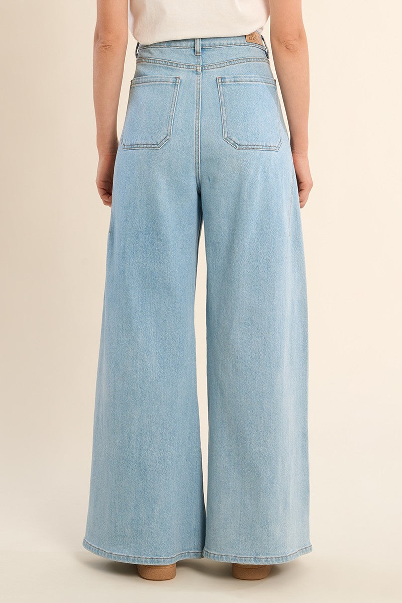 LIGHT DENIM