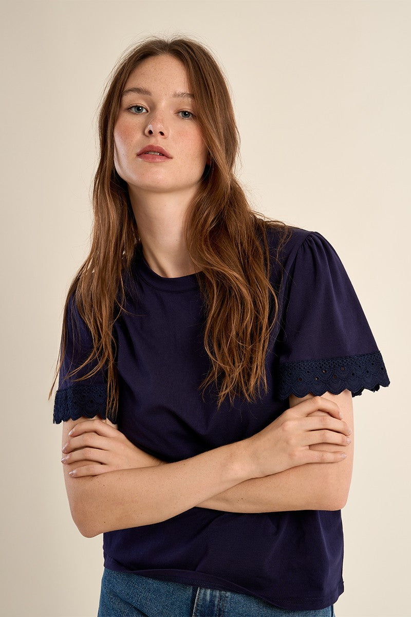 NAVY BLUE