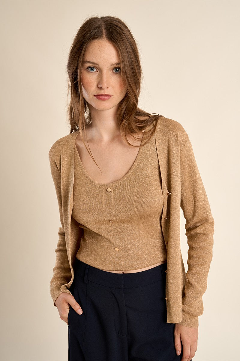 GOLDEN BEIGE