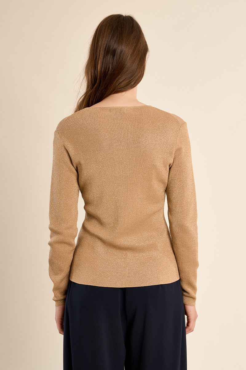 GOLDEN BEIGE