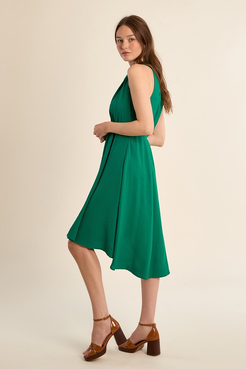 Short sleeveless dress, asymmetrical Short sleeveless dress, asymmetrical