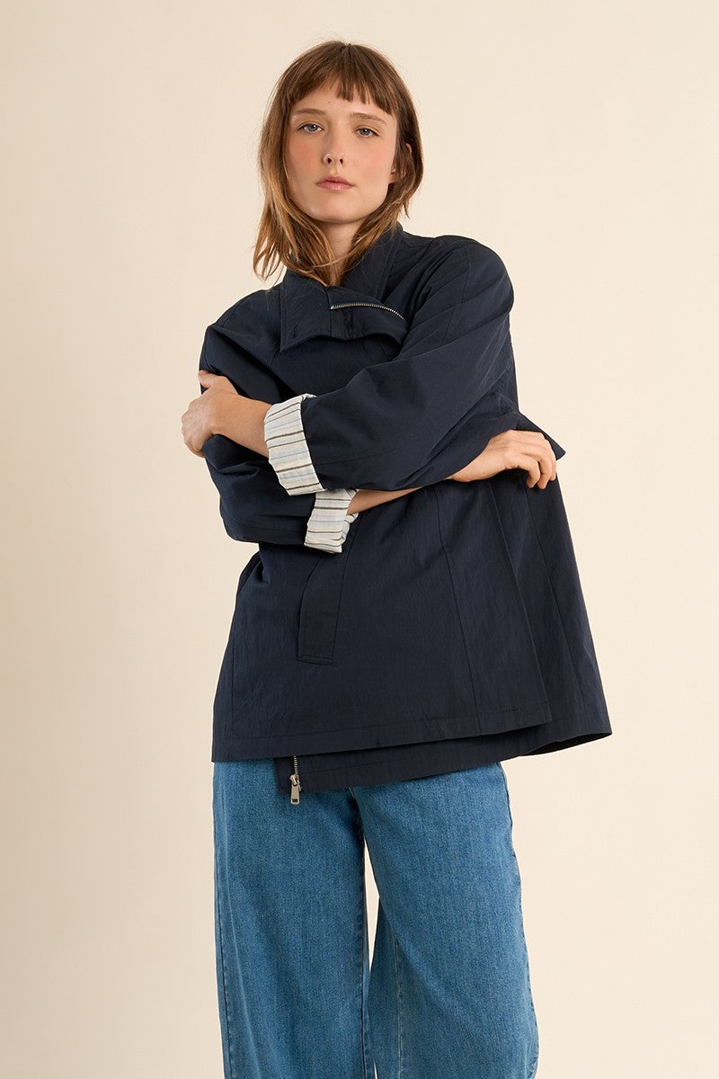 NAVY BLUE