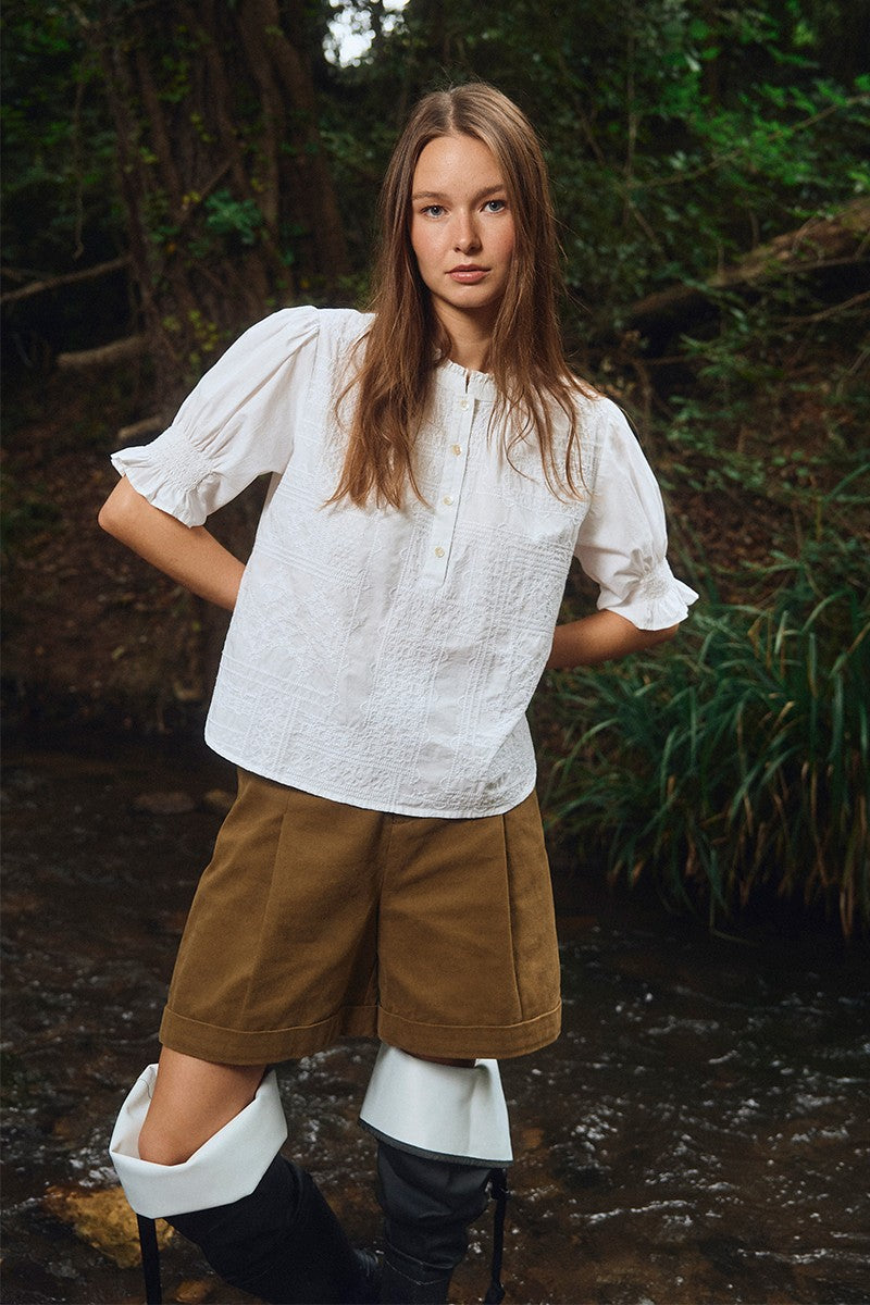 KHAKI
