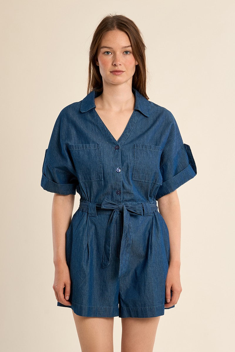 DARK BLUE