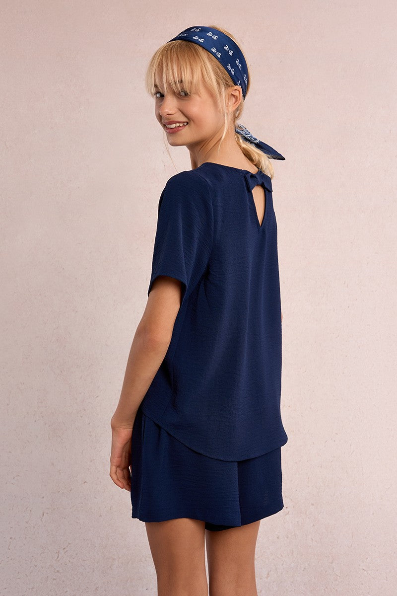 NAVY BLUE