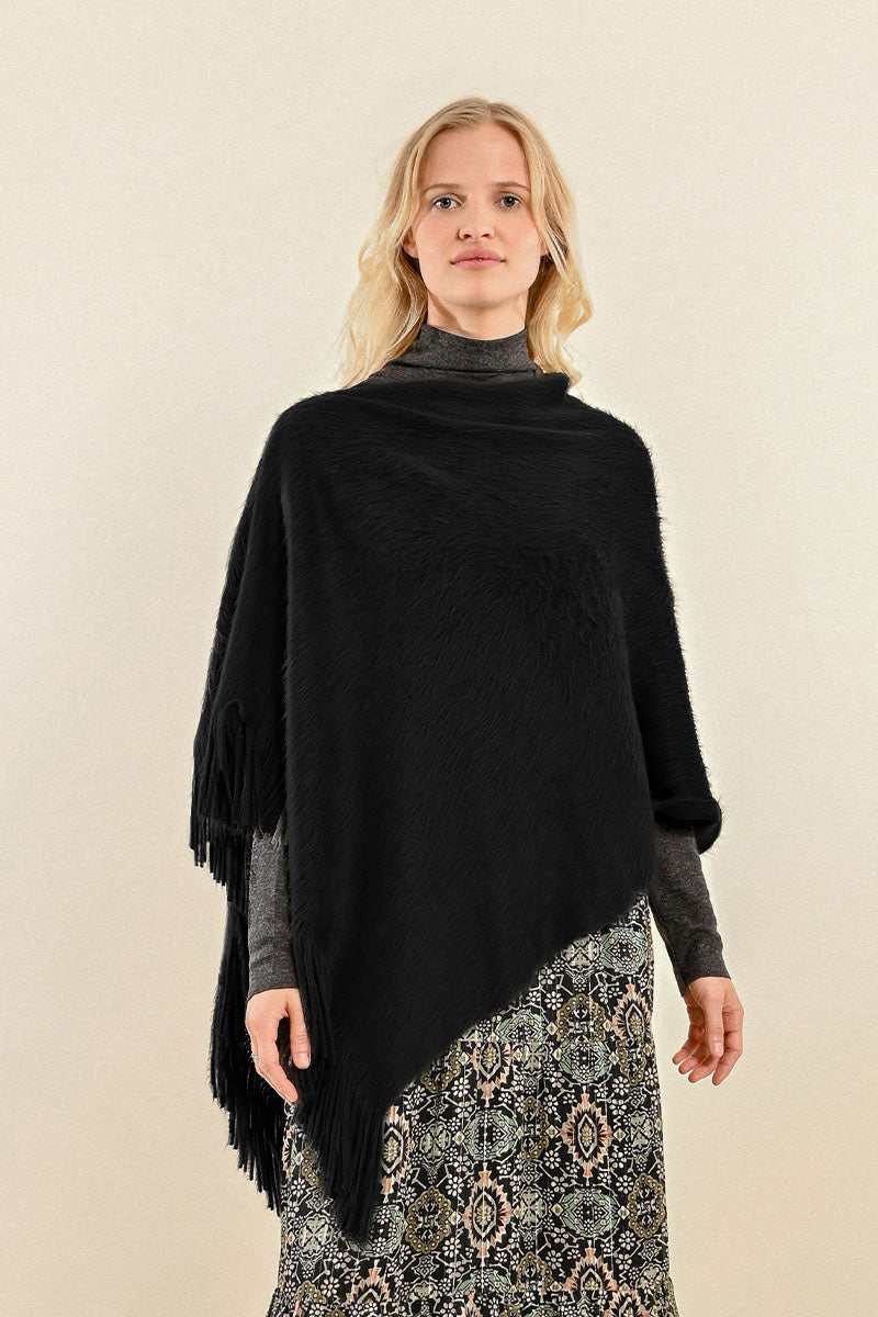 SOFT FRINGED PONCHO