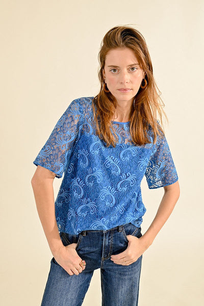 BLUE LACE TOP
