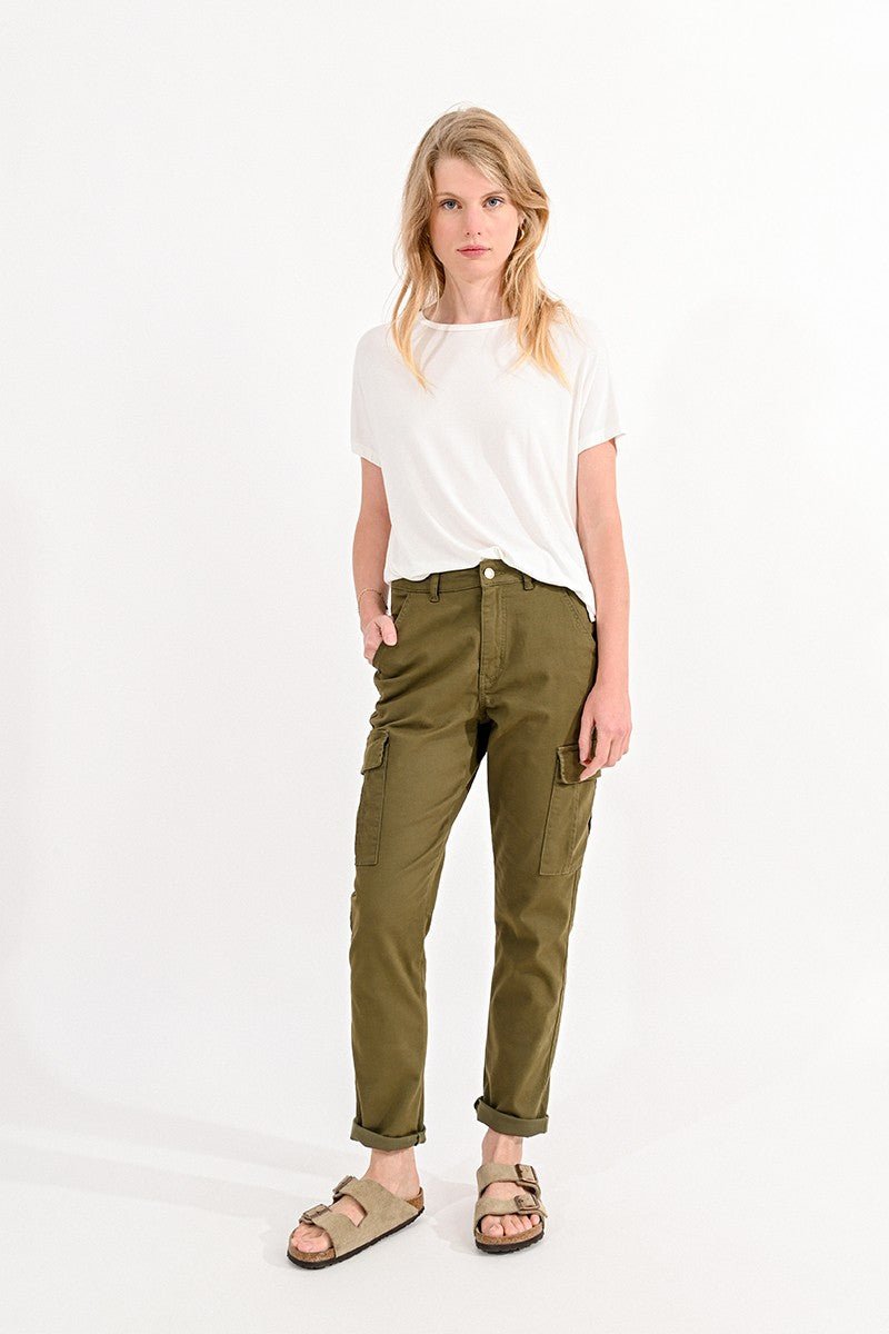 KHAKI