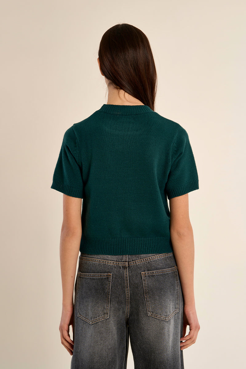 GREEN
