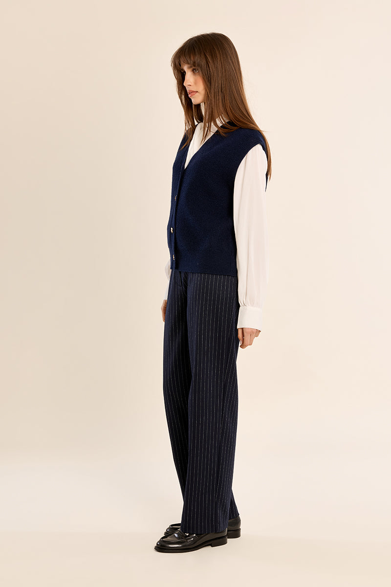 NAVY BLUE