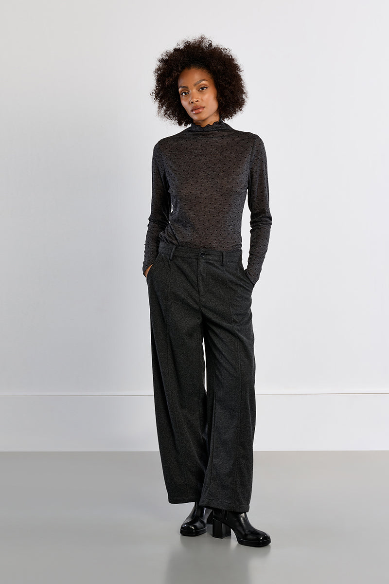 DARK GREY