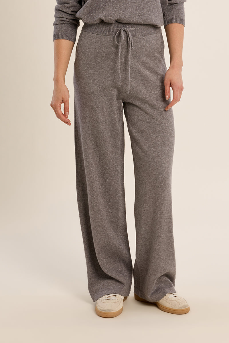 SILVERY GREY
