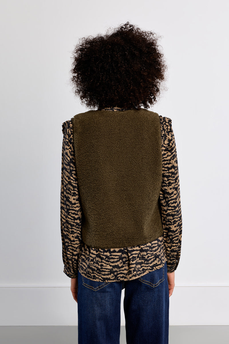 KHAKI
