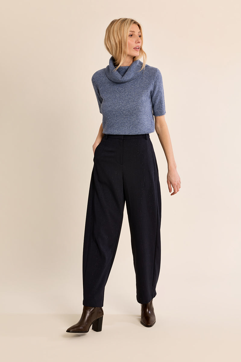 NAVY BLUE