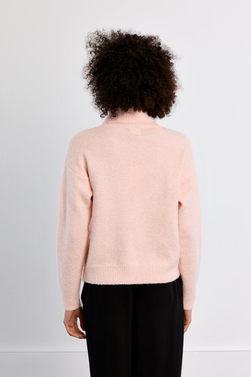 LIGHT PINK