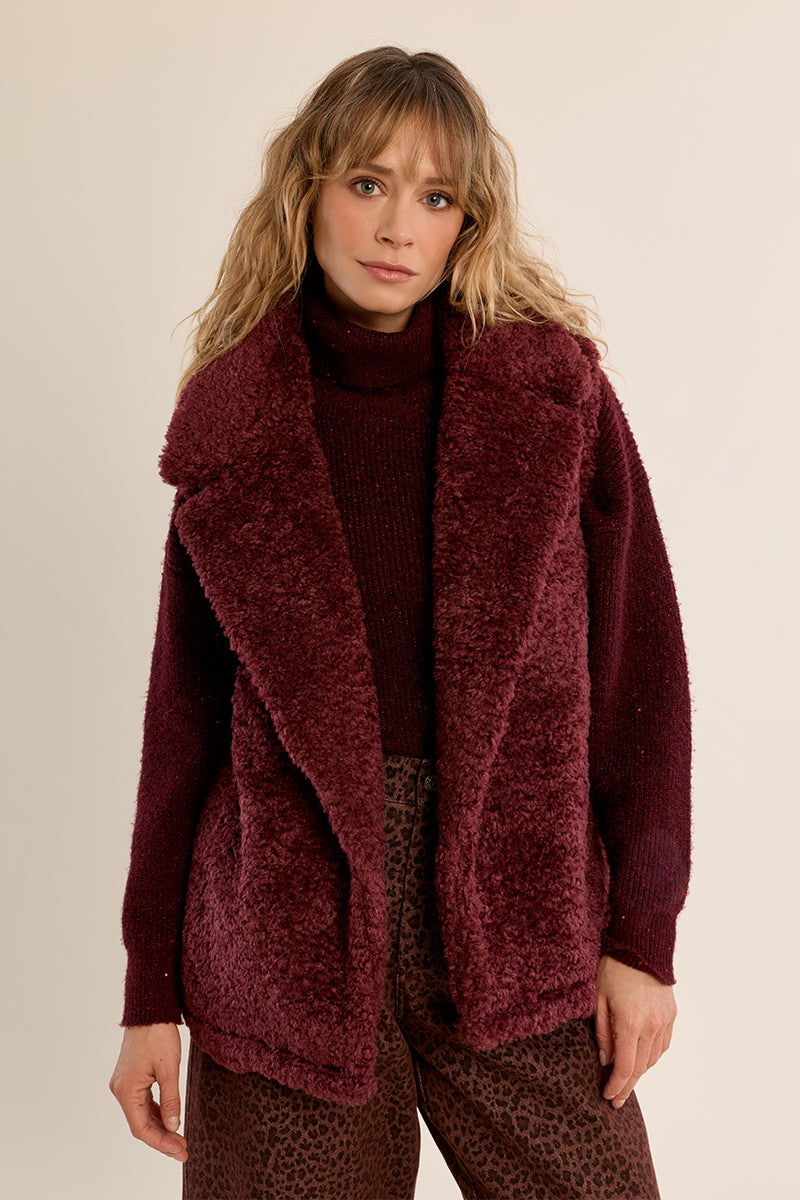 DARK RED