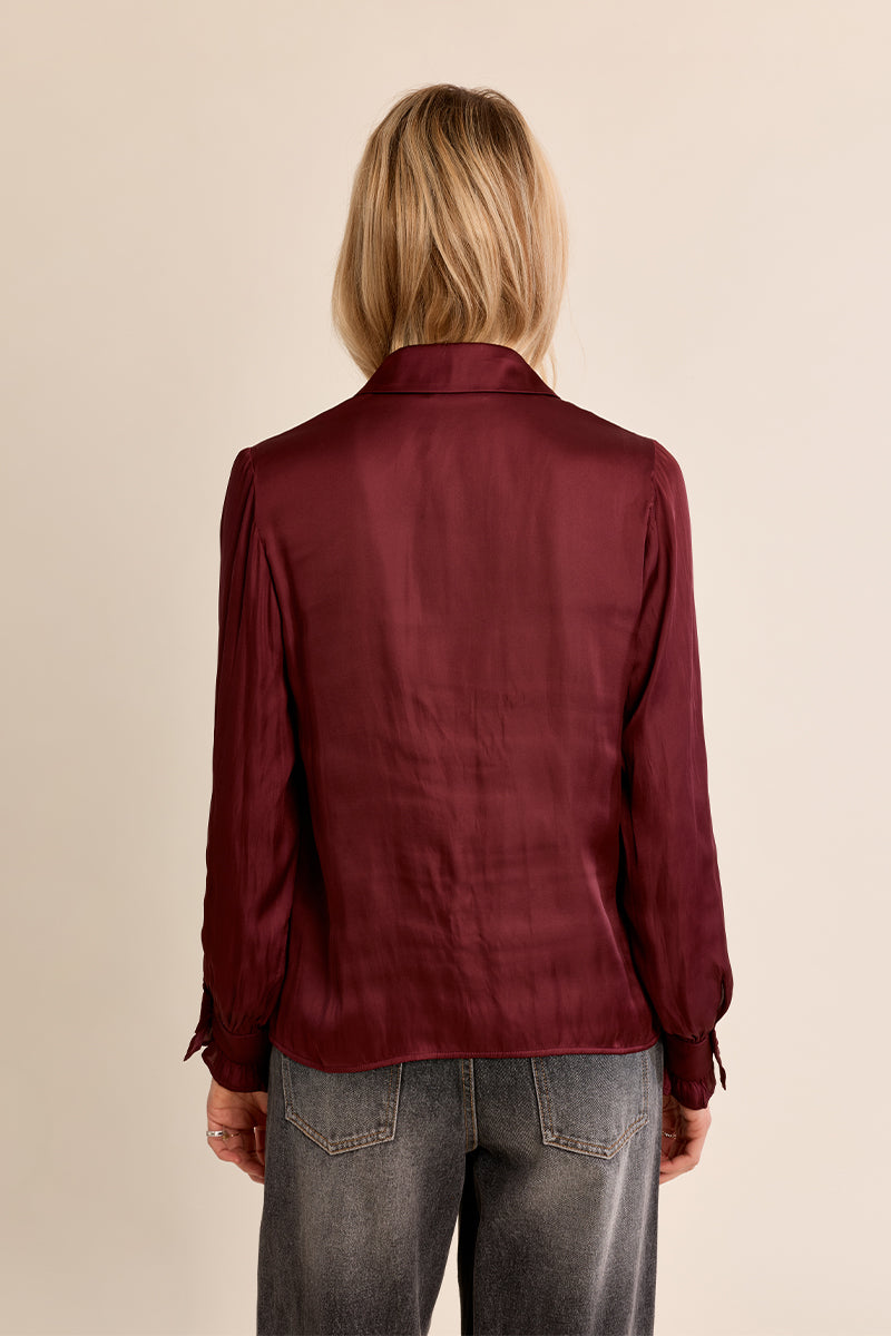 DARK RED
