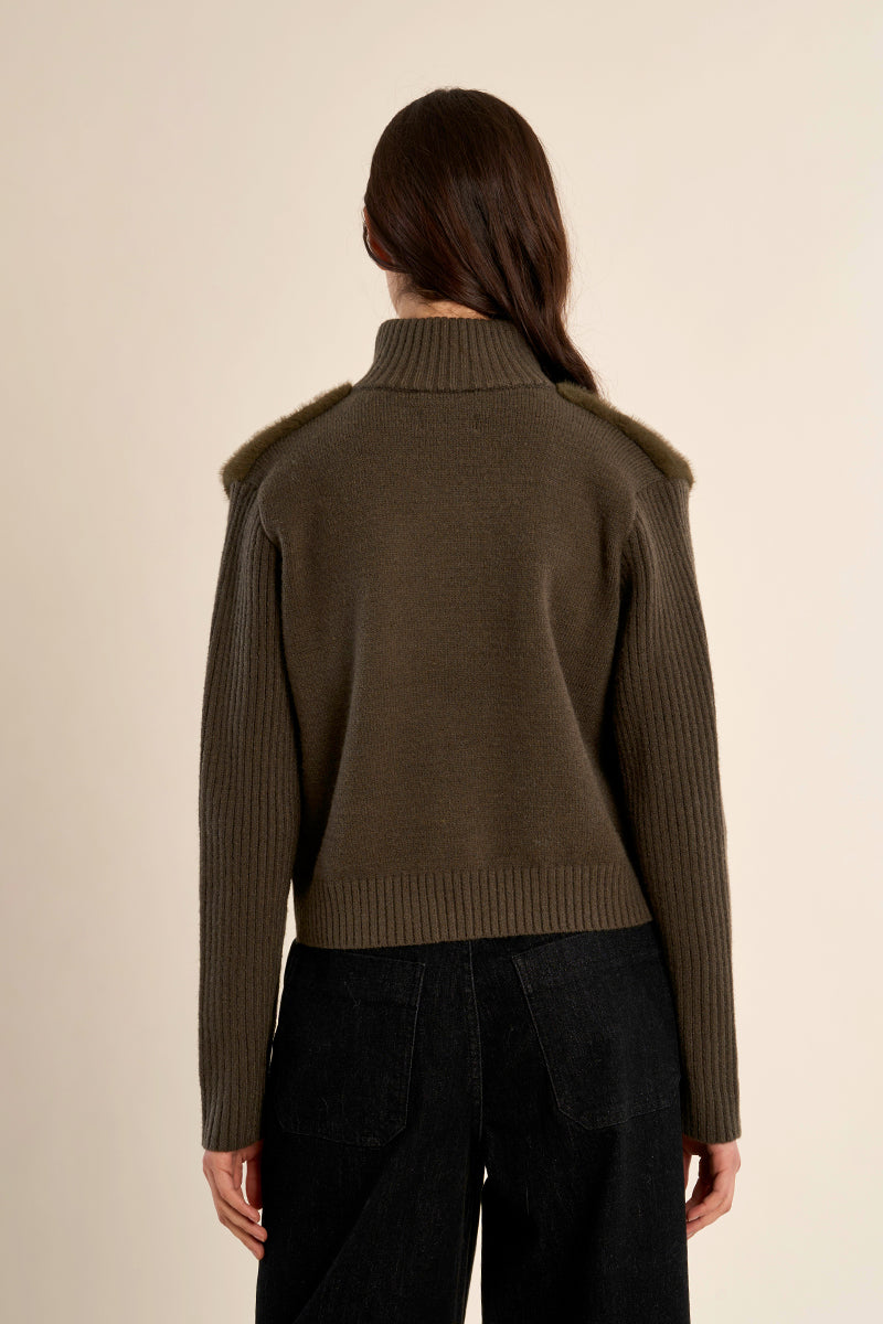 KHAKI