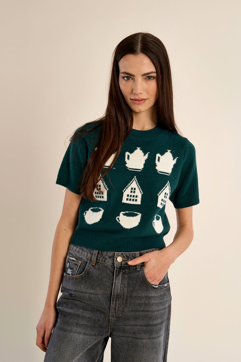 GREEN