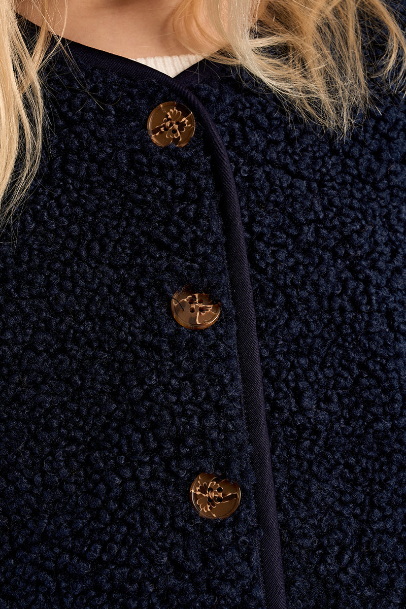 NAVY BLUE