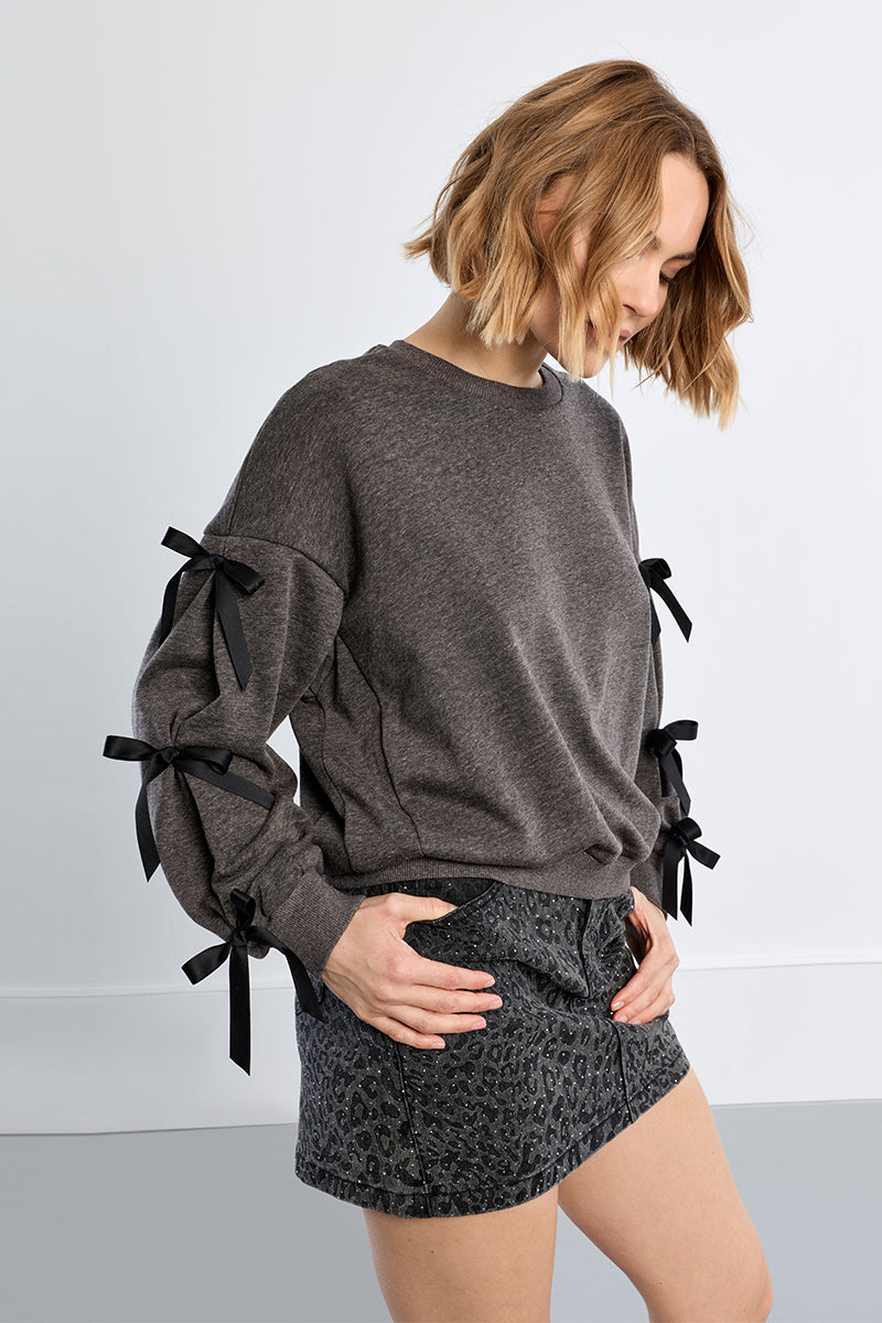 DARK GREY