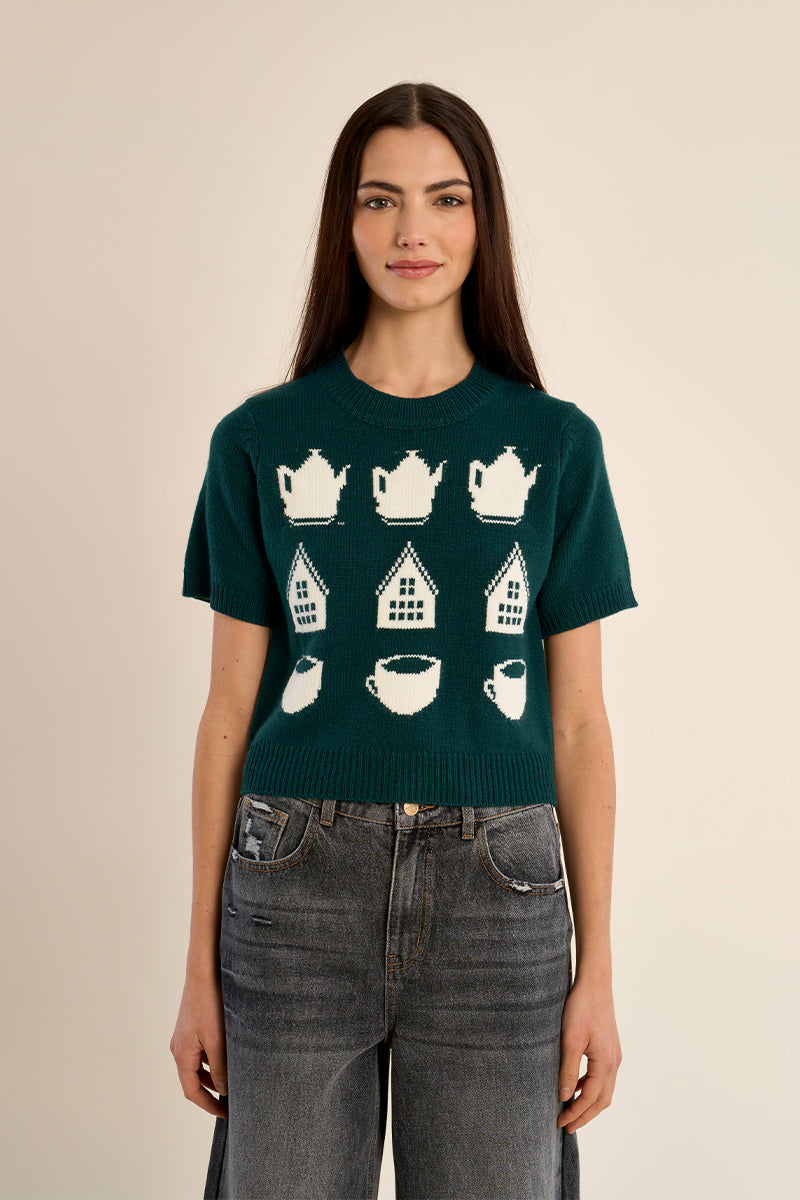 GREEN