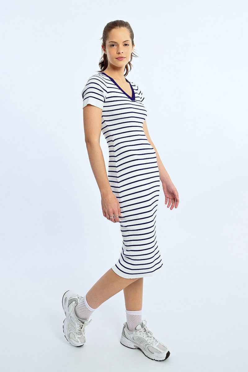 FITTED STRIPED DRESS, OPEN HEART AT THE BACK FITTED STRIPED DRESS, OPEN HEART AT THE BACK