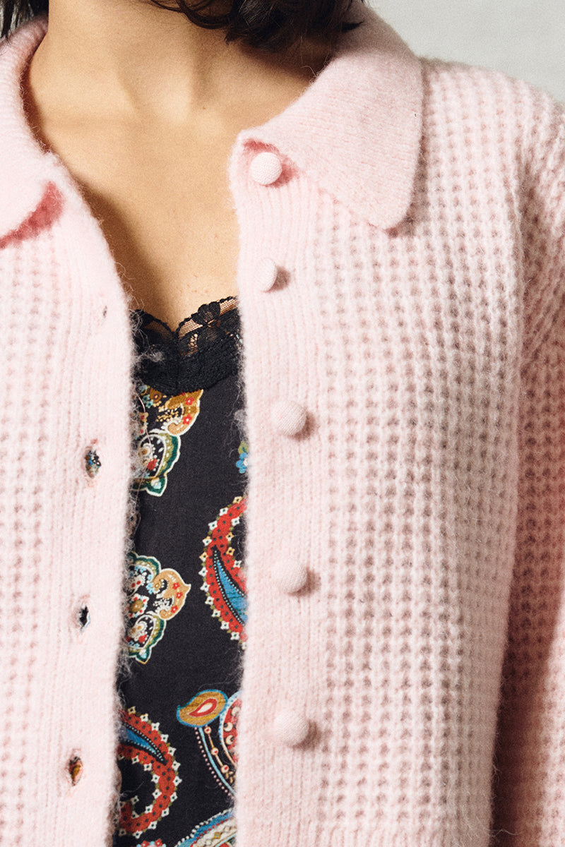 LIGHT PINK
