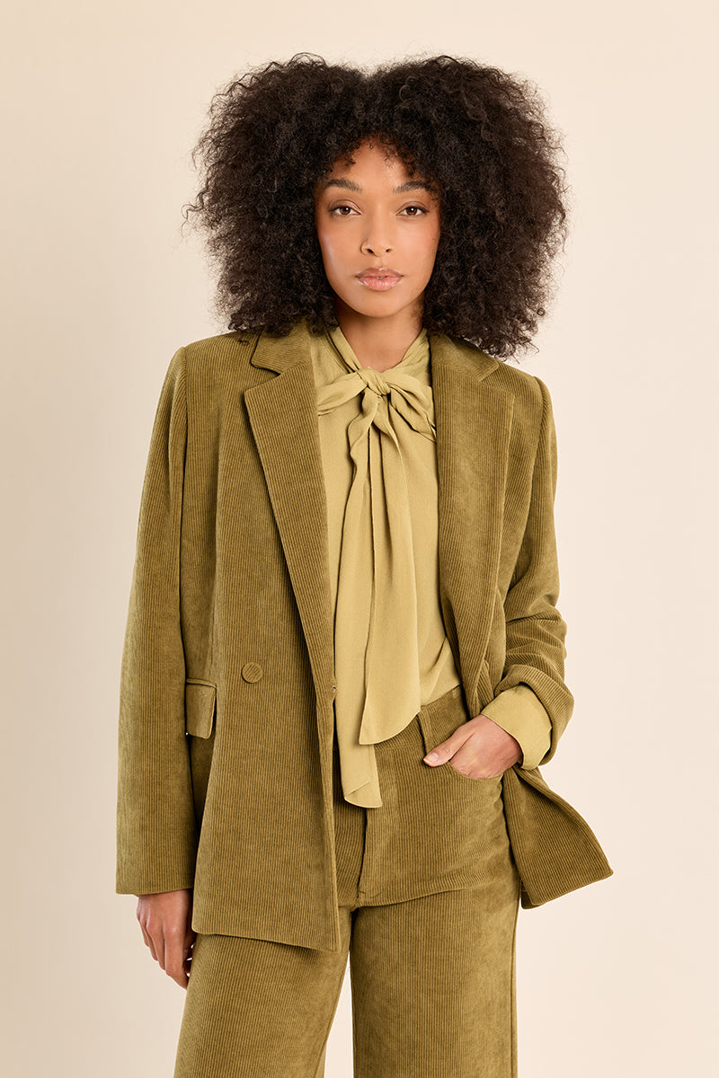 OLIVE GREEN