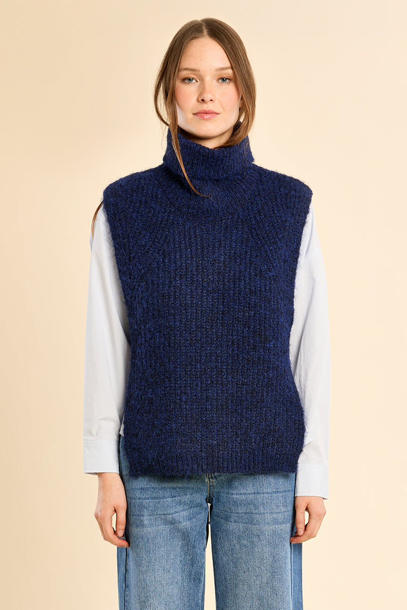NAVY BLUE