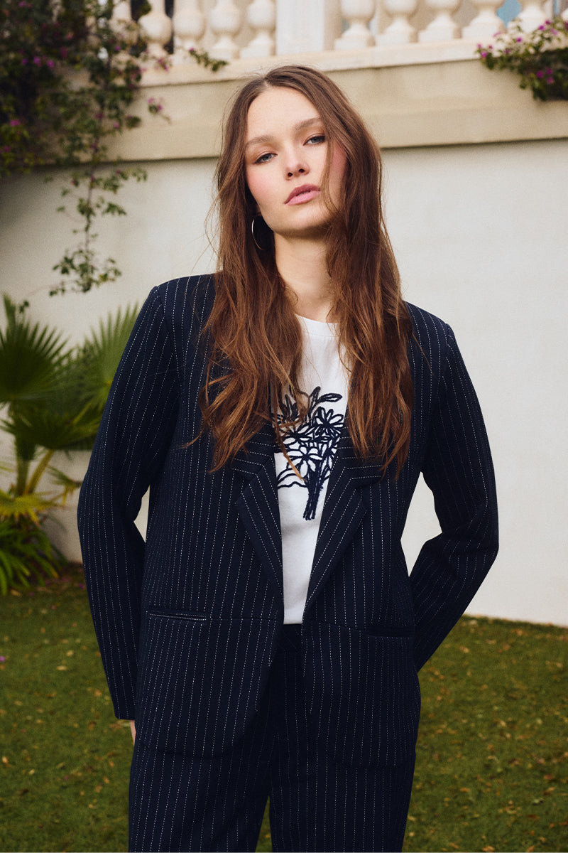 NAVY BLUE