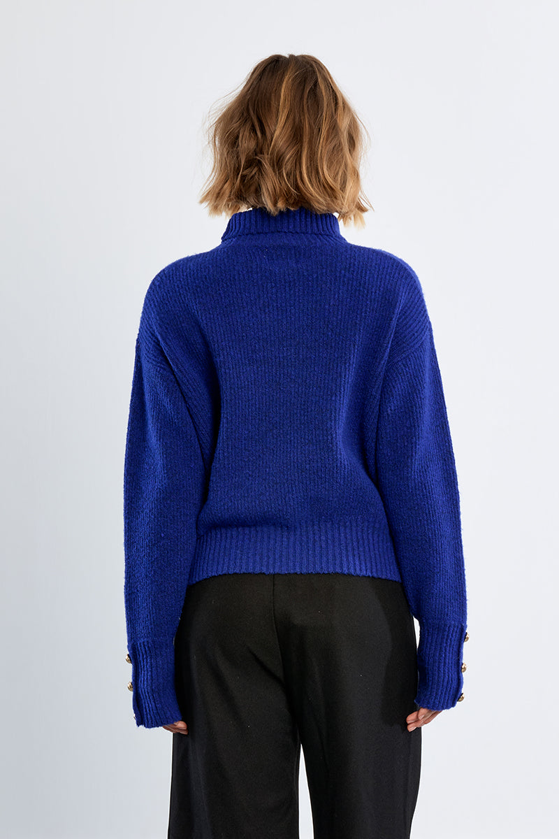 ROYAL BLUE