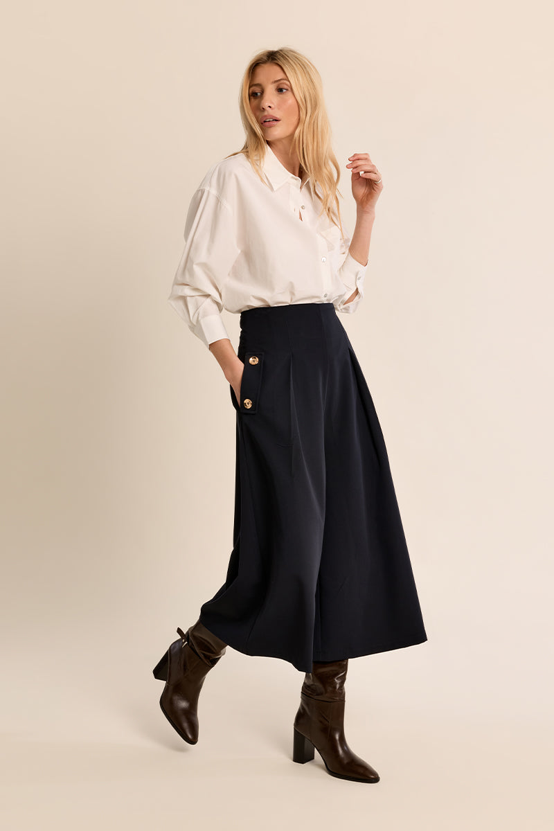 NAVY BLUE