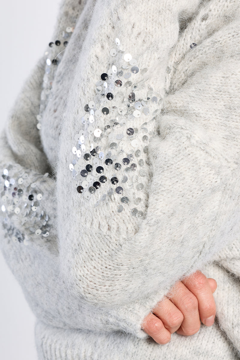 LIGHT ASH GREY