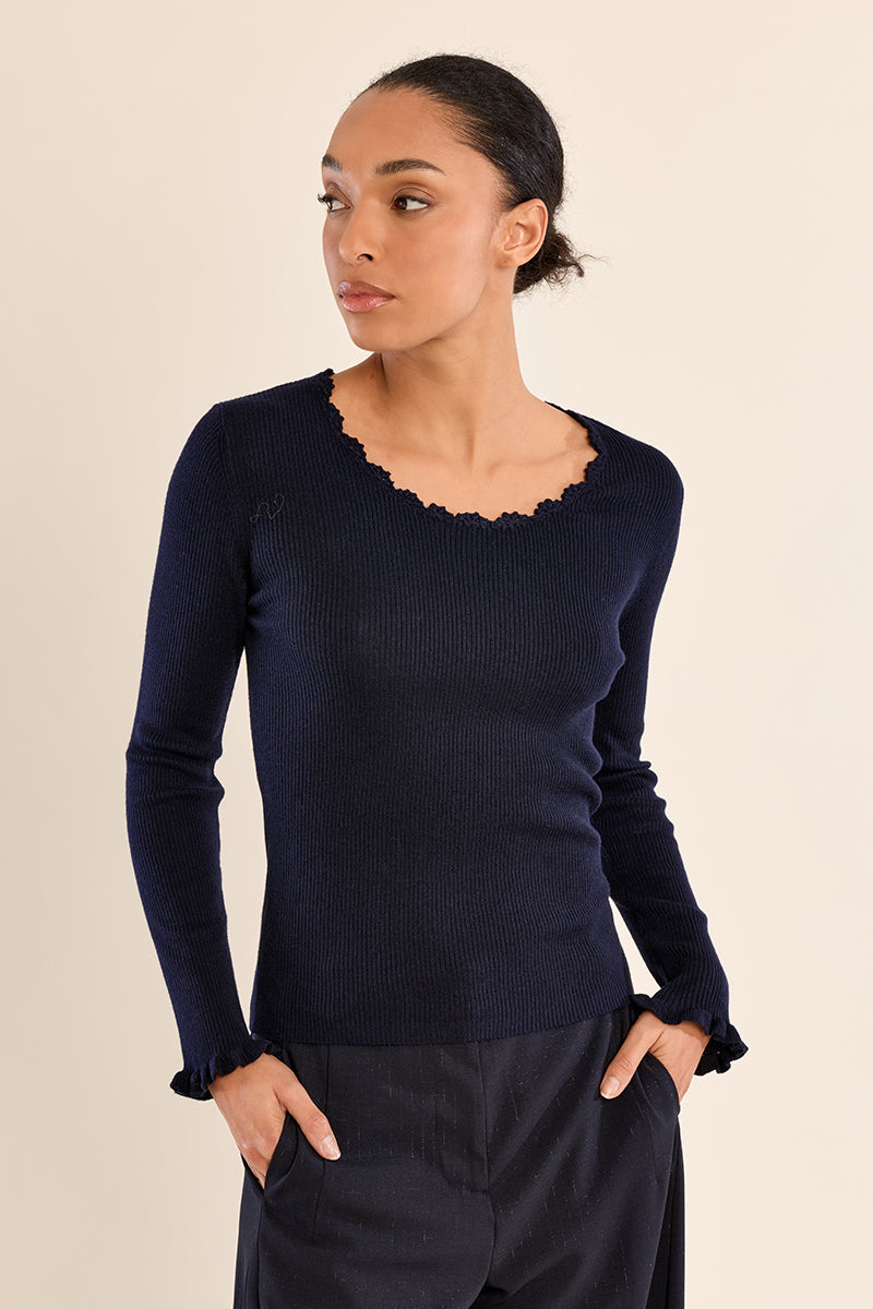 NAVY BLUE