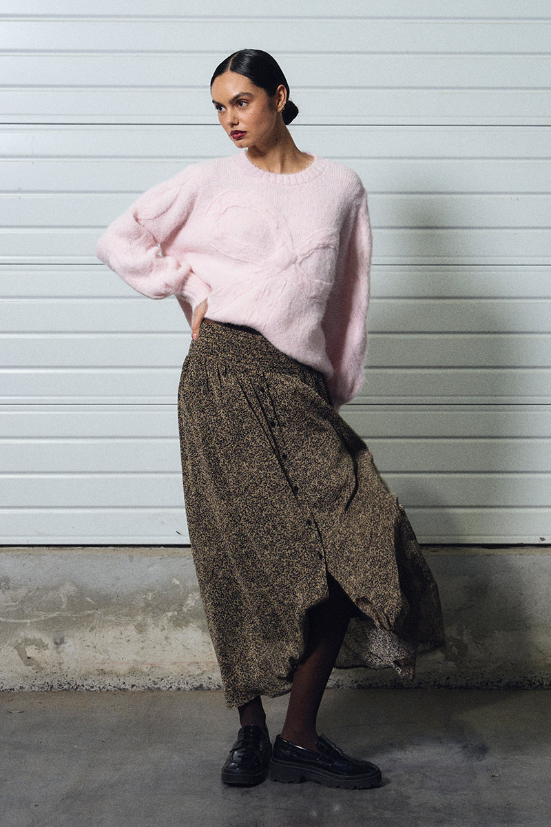 LIGHT PINK