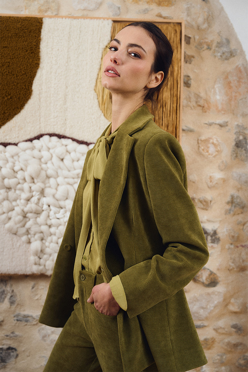 OLIVE GREEN