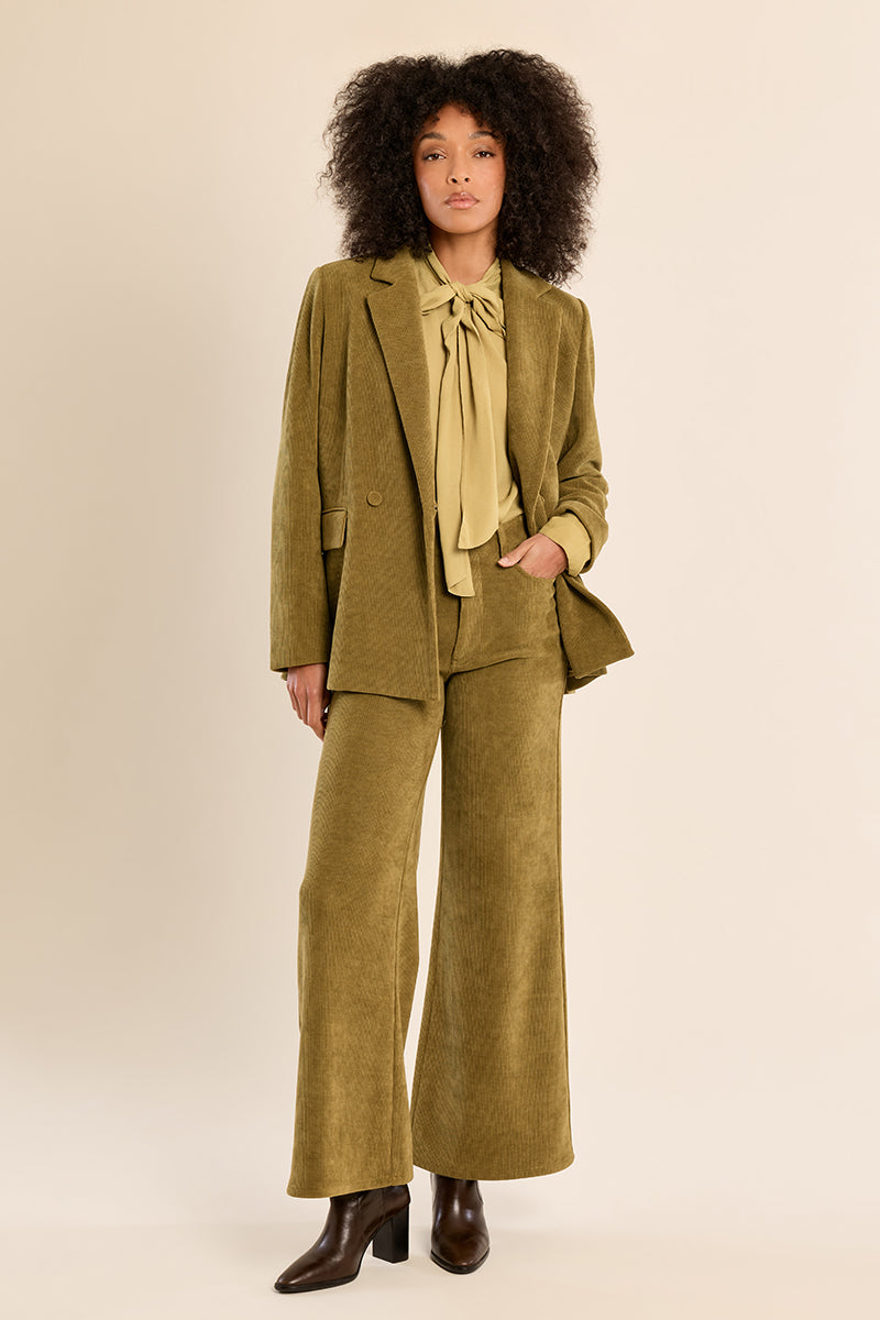 OLIVE GREEN