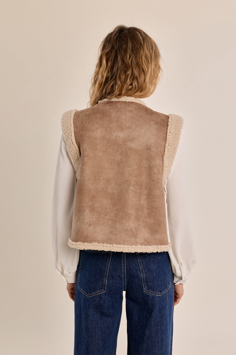 DARK BEIGE