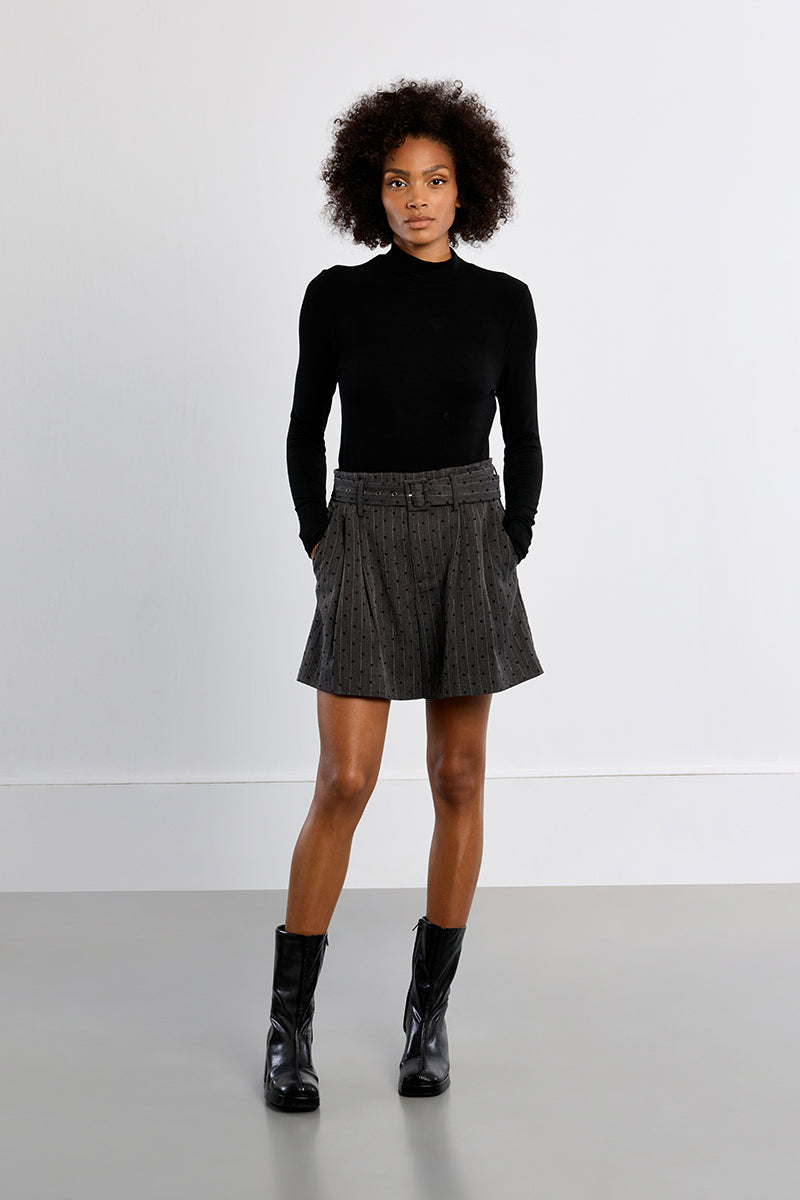 DARK GREY