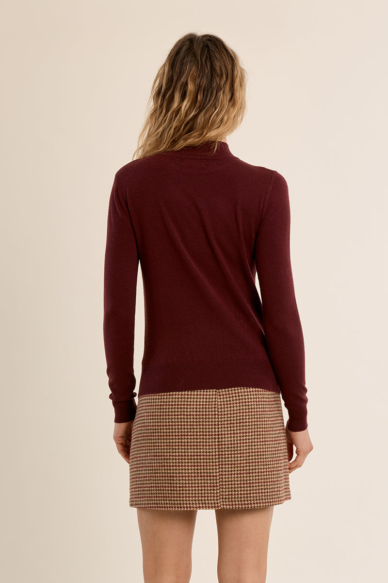 DARK RED