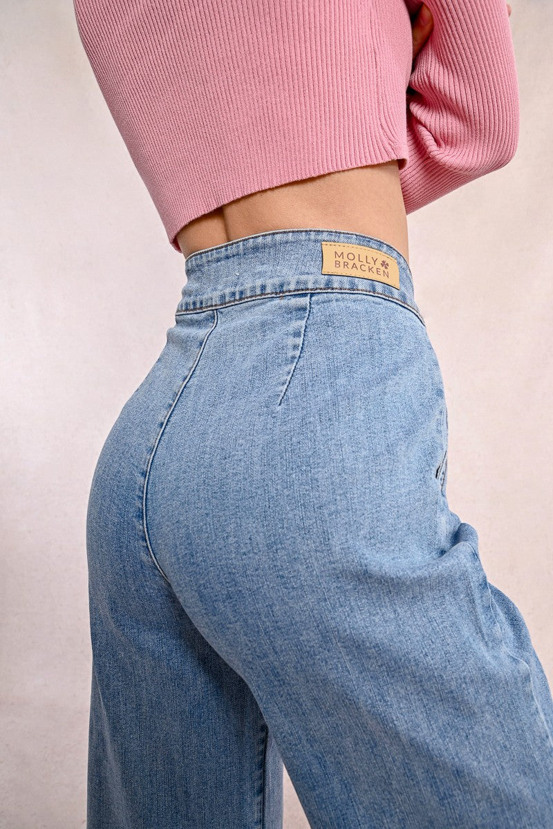 LIGHT BLUE DENIM